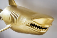 Maritime Wanddekoration HAI 105cm gold Metall handmade Haifisch Design Skulptur