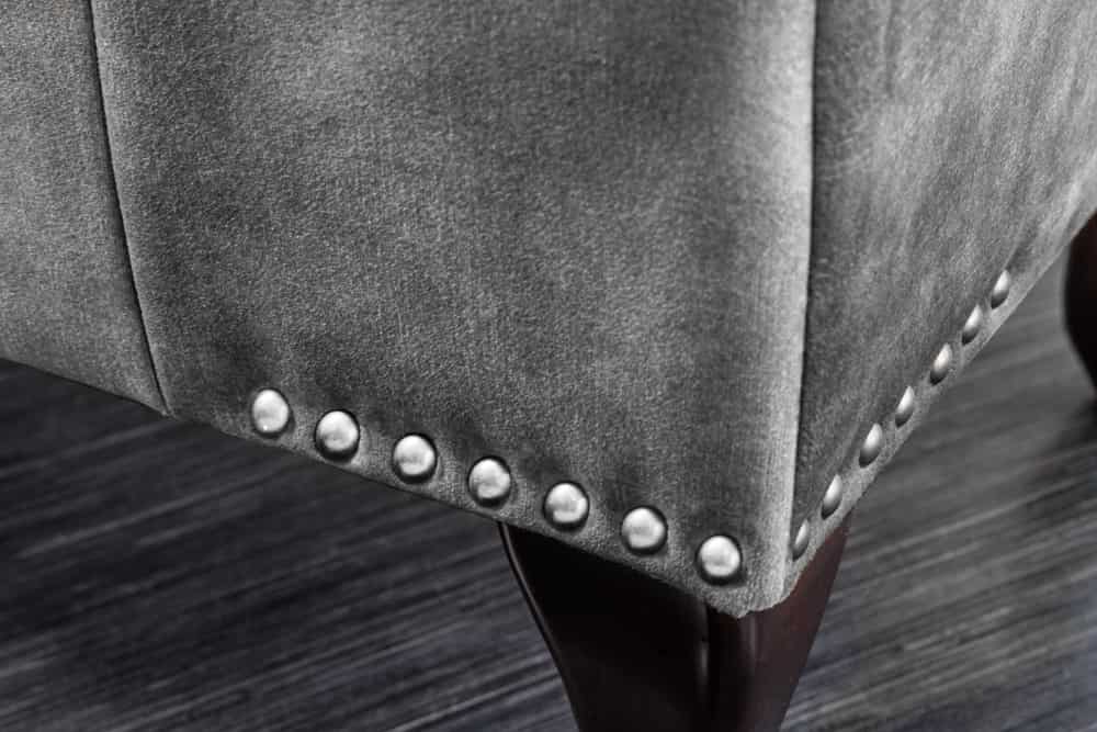 CHESTERFIELD Design Sitzhocker 80cm grau Samt Knopfheftung Nietenbesatz