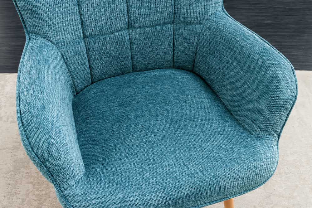 Moderner Sessel SCANDINAVIA blau Strukturstoff Massivholz-Beine mit Armlehnen