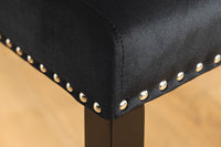 CASTLE Chesterfield Stuhl schwarz Samt Gummiholz Ziernieten