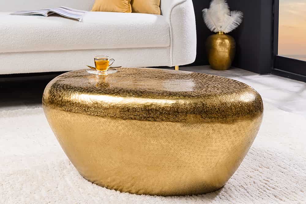 Handgefertigter Couchtisch STONE 75cm gold Metall Hammerschlag Design