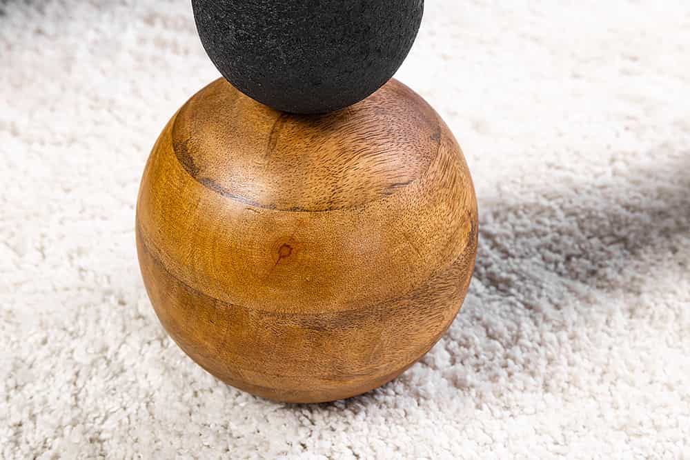 ABSTRACT Runder Beistelltisch 50cm schwarz Eisen handmade Mangoholz-Kugel