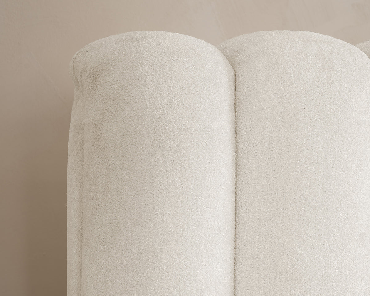Adore Chic Designerbett Beige ohne Matratze