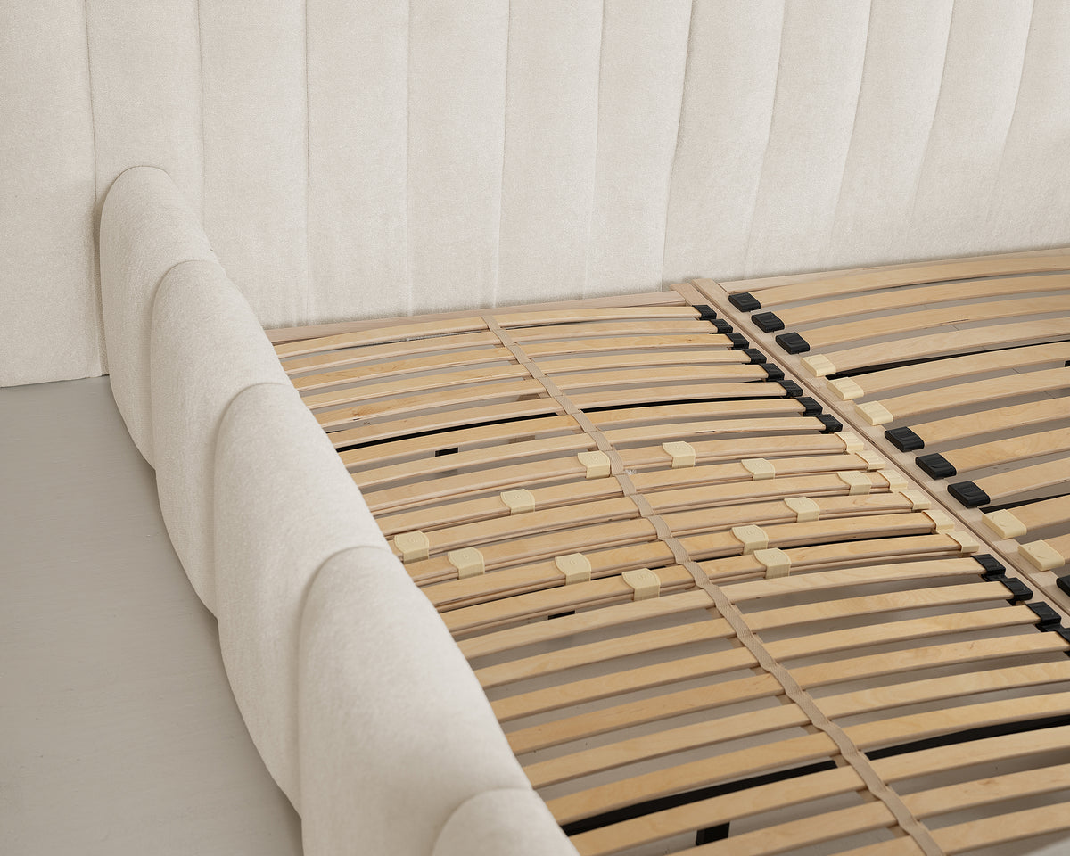 Adore Chic Designerbett Beige ohne Matratze