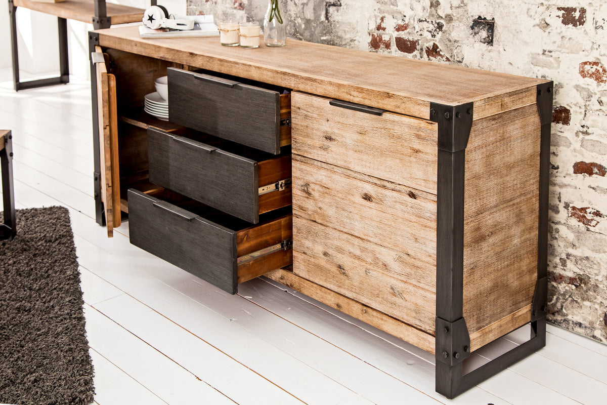 FACTORY Massives Industrial Sideboard 180cm Akazie weiß gekälkt