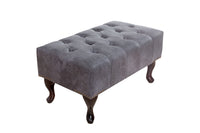 Fußhocker Edler Chesterfield antik grau mit Knopfheftung und Nietenbesatz