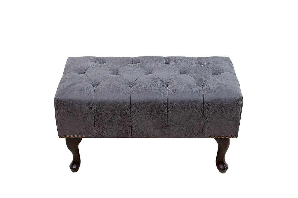 Fußhocker Edler Chesterfield antik grau mit Knopfheftung und Nietenbesatz