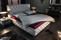 Kingsize Doppelbett PARIS Samt Chesterfield Design