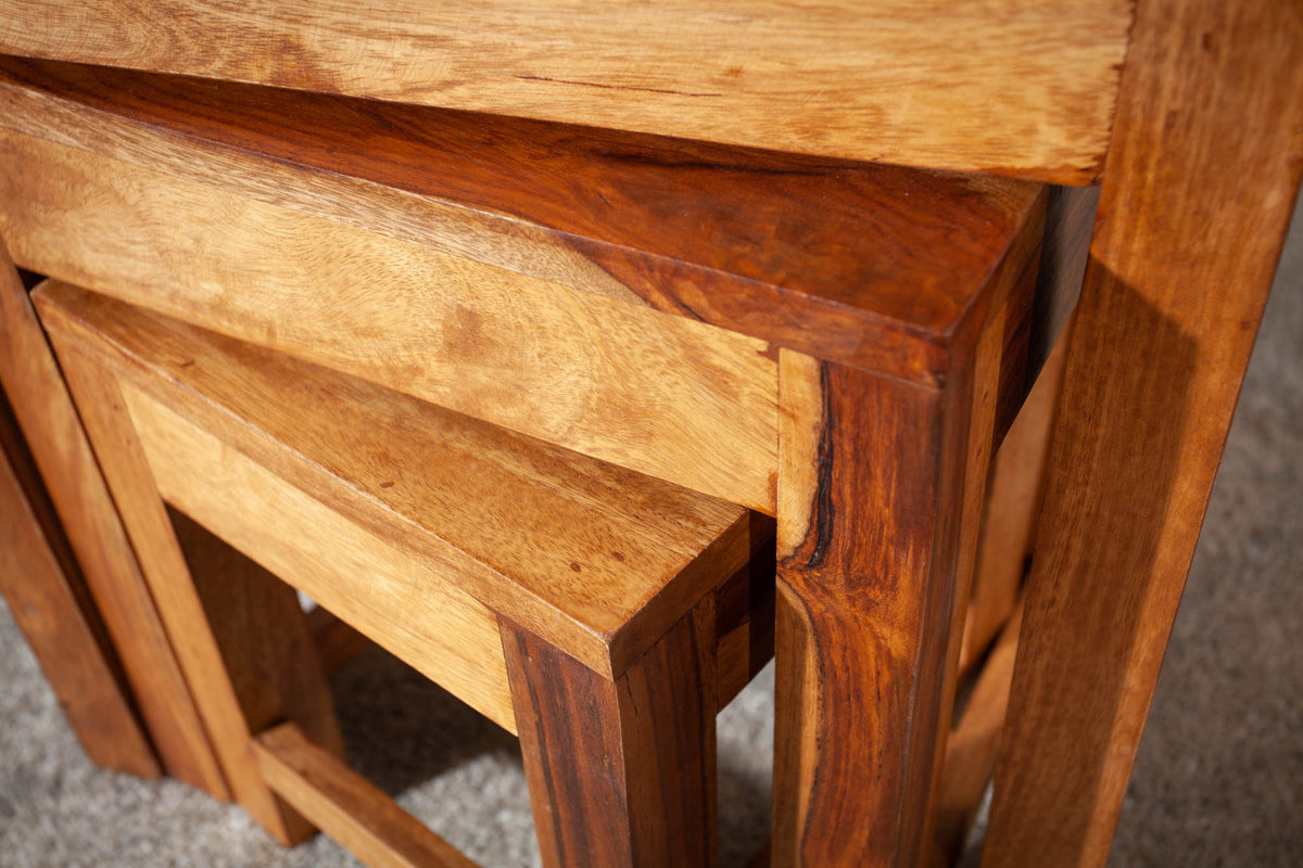 MONSOON Handgefertigte Beistelltische 3er Set 45cm Sheesham Holz