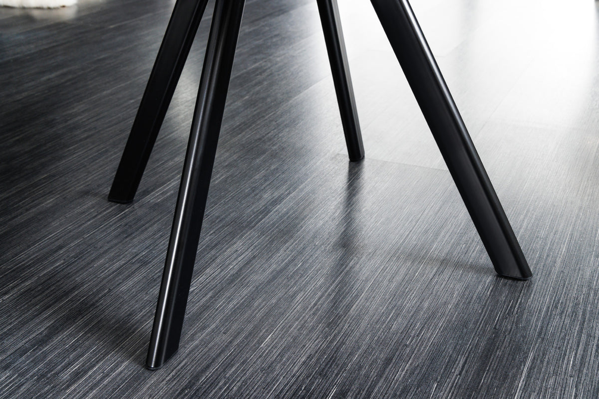 THE DUTCH COMFORT velvet chair with high-quality upholstery and armrest
