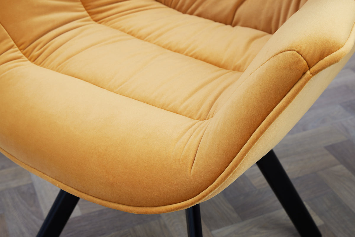 THE DUTCH COMFORT design chair velvet retro style with armrests