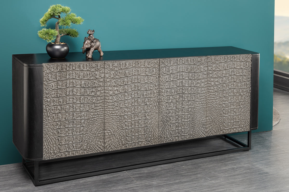 CROCO Handgefertigtes Sideboard 180cm grau schwarz Mangoholz mit 3D Schnitzereien massiv schwarz Metall