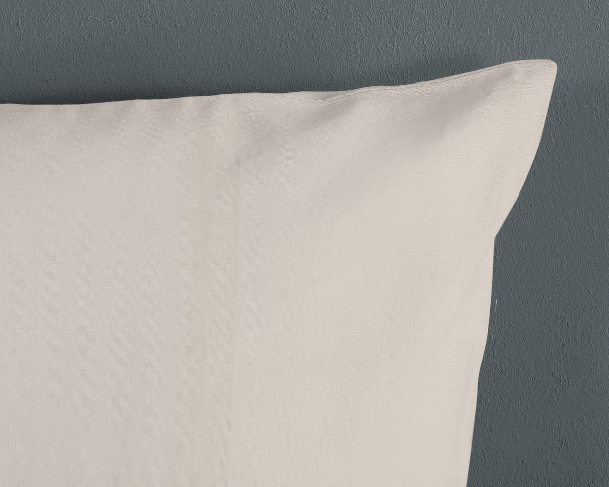 HIP Satin-Bettwäsche „Uni Sand“ – Schlichte Eleganz