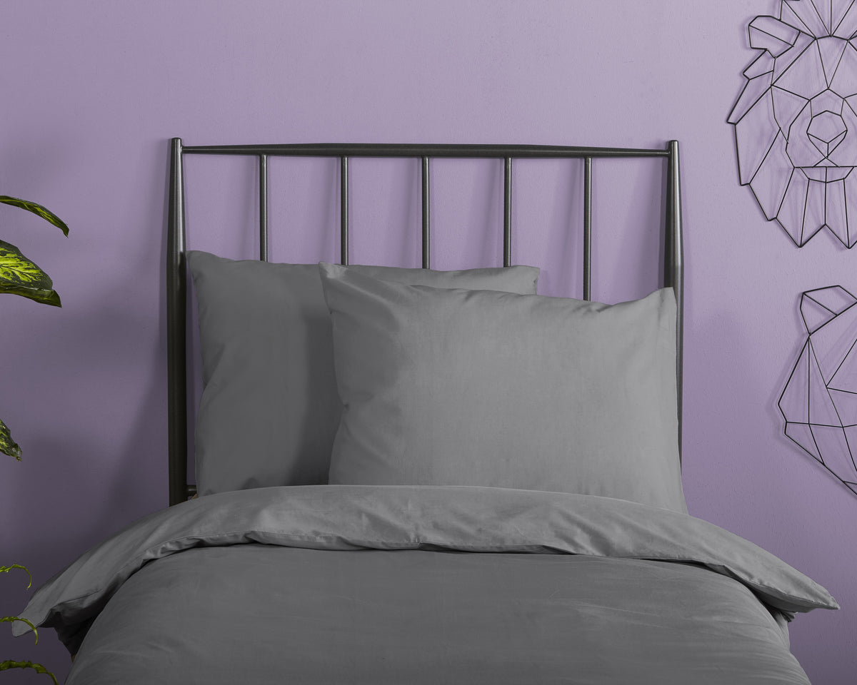 HIP Satin-Bettwäsche „Uni Grau“ – Schlichte Eleganz im Hotelstil