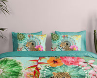 HIP Satin-Bettwäsche „Ximena“ – Blumen & Tiere in lebendigem Multicolor