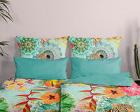 HIP Satin-Bettwäsche „Ximena“ – Blumen & Tiere in lebendigem Multicolor