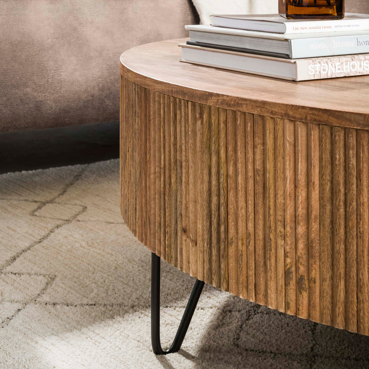 ARCHITECTURE Industrial coffee table 100cm oiled oak black frame