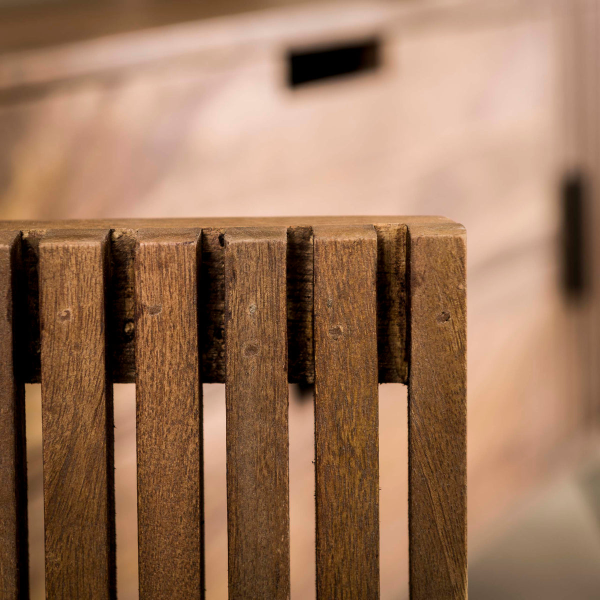 TWEAK TV-Möbel 2 Türen + 2 Schubladen / Massiv Mango sand Metallfüße schwarz