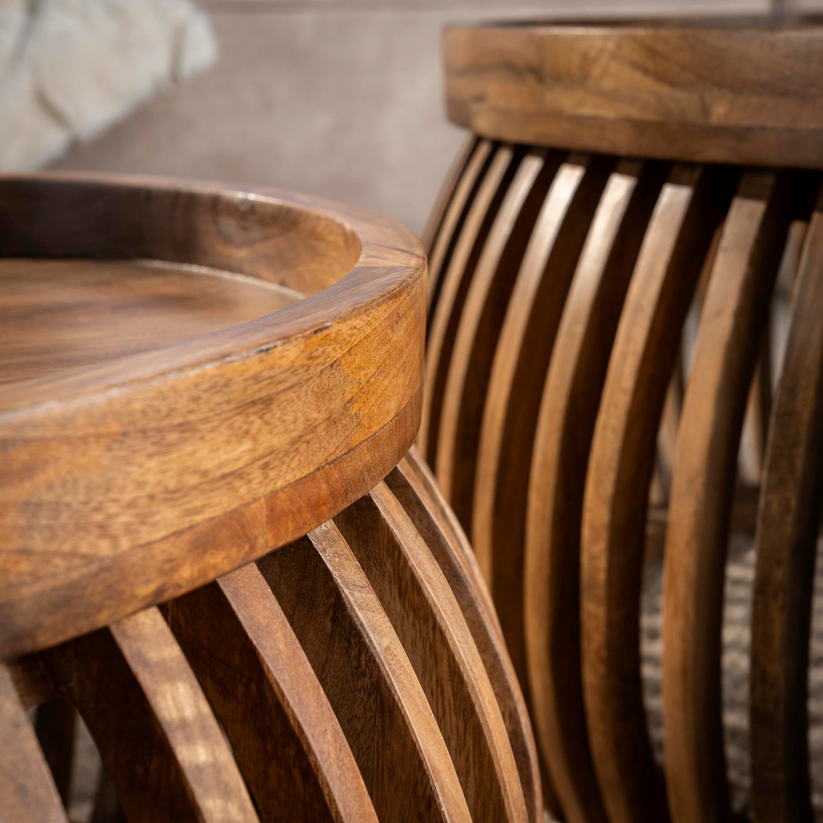 TWEAK CURVE 2er Set Couchtisch 78+55 cm rund Mangoholz massiv