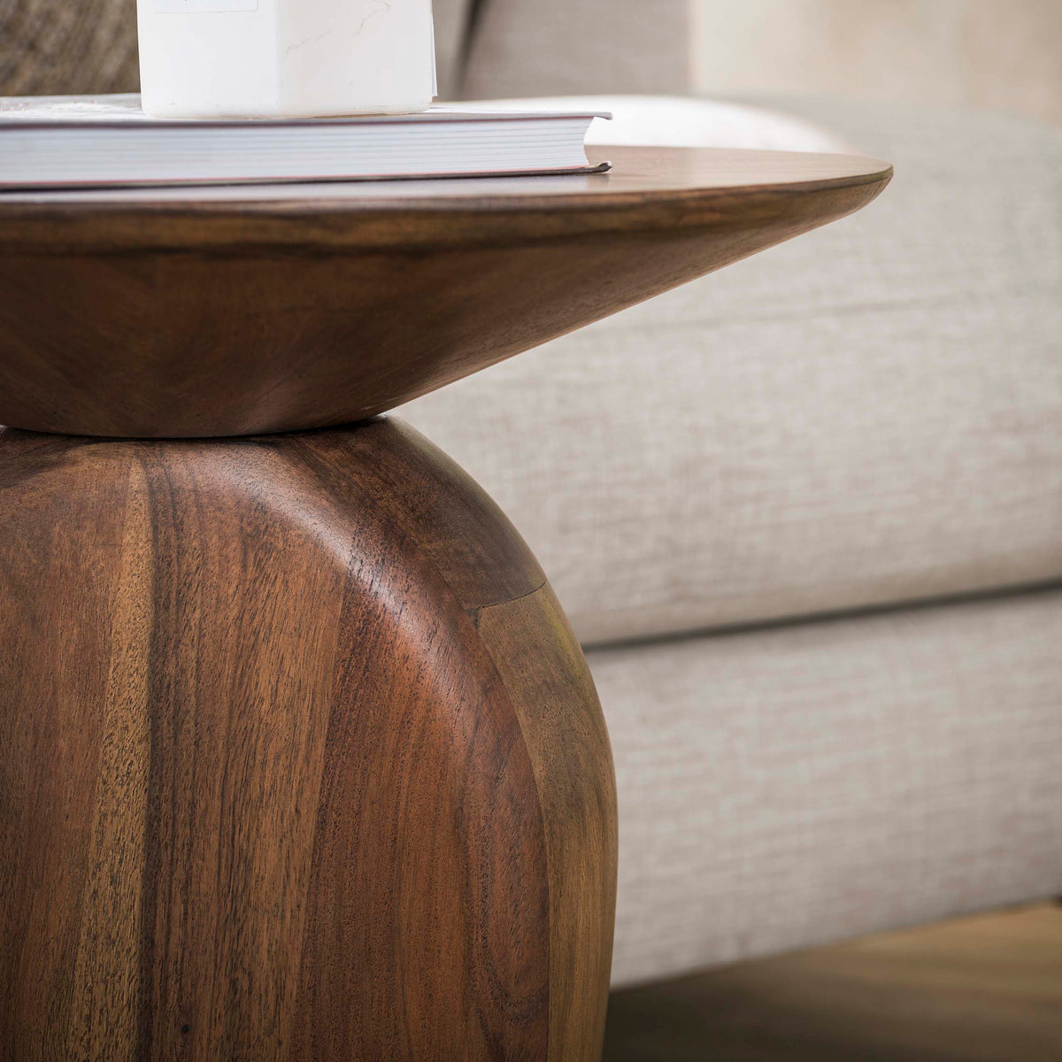 Beistelltisch Art Solid / Massiv Akazie glaze brown