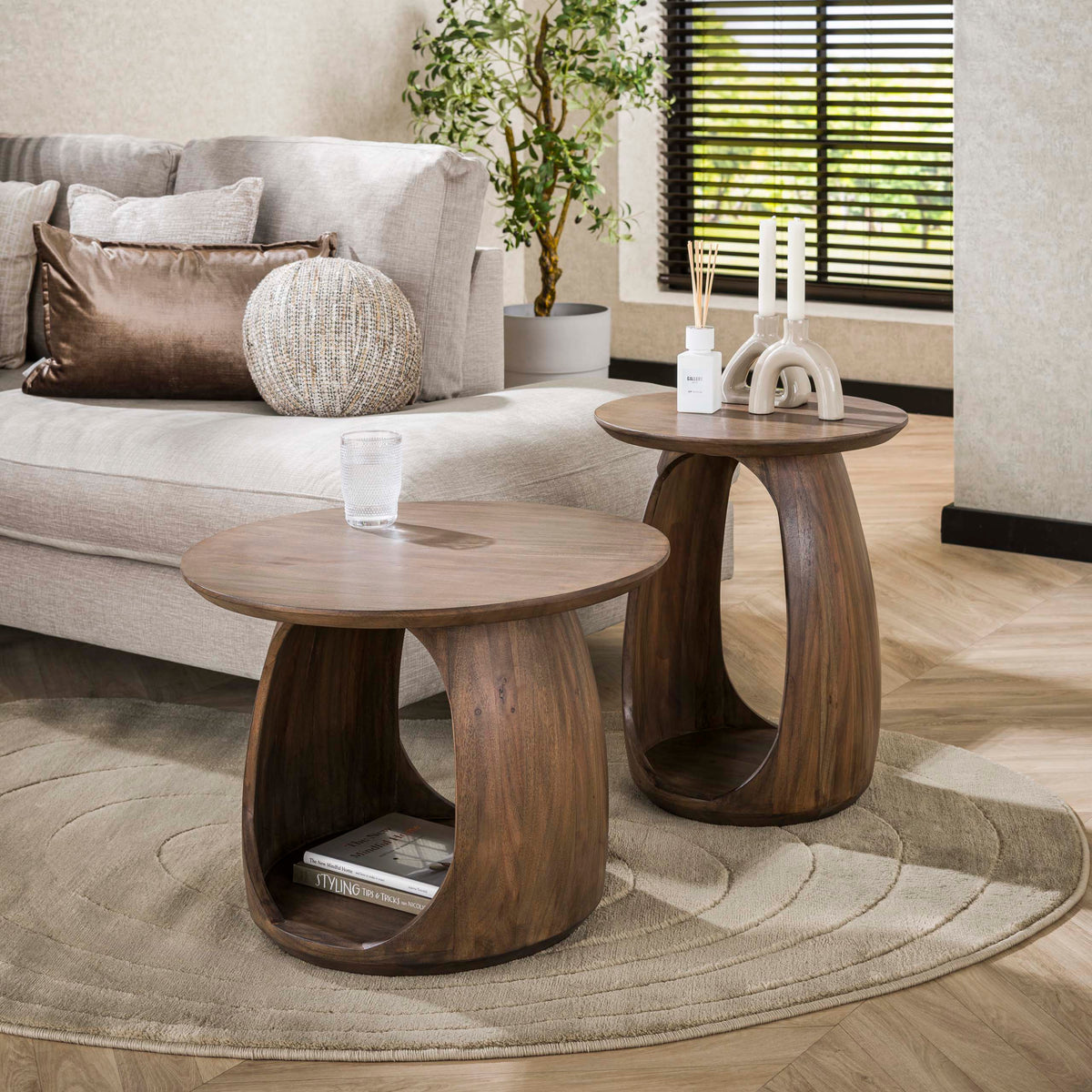 Beistelltisch Flow Solid S / Massiv Akazie glaze brown