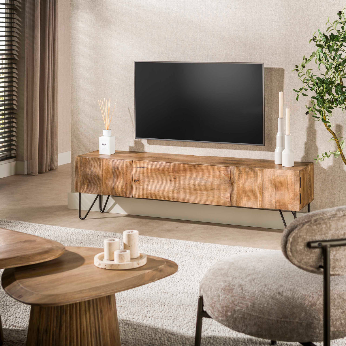 WAVE Design TV Board 160cm black mango solid wood