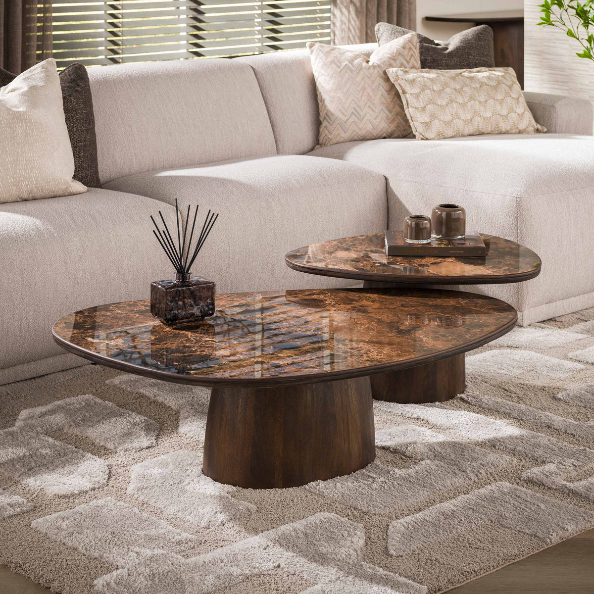 Couchtisch Empera dreieckig Set aus 2 / Keramik dark emperador