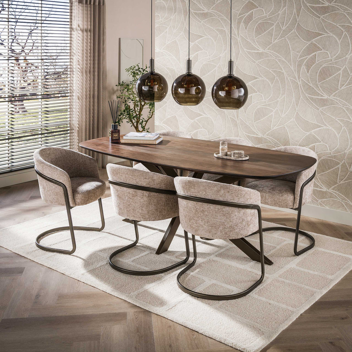 Esstisch Arhus Solid dänisch oval / Massiv Akazie