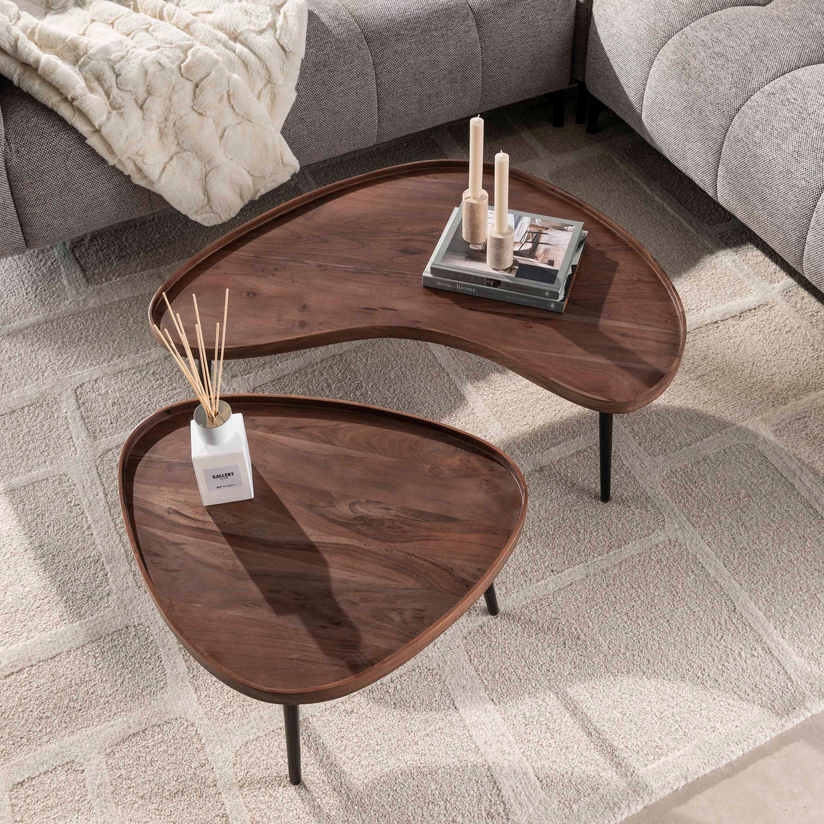 CARVE Couchtisch Organic 2er Set Akazienholz