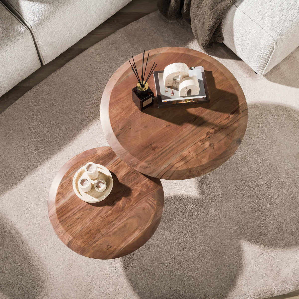 Couchtisch Rona Set aus 2 / Massiv Akazie braun