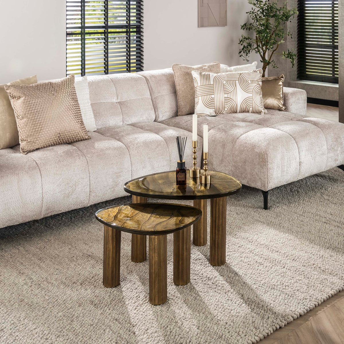 ARCHITECTURE Industrial coffee table 100cm oiled oak black frame