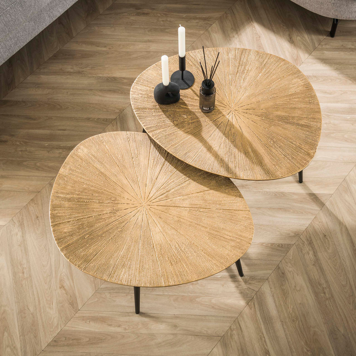 ARCHITECTURE Industrial coffee table 100cm oiled oak black frame