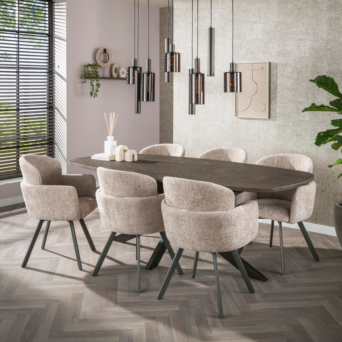 BRONVIK Esstisch dänisch oval 215 cm / Bronzefarbenes Liquid Metal