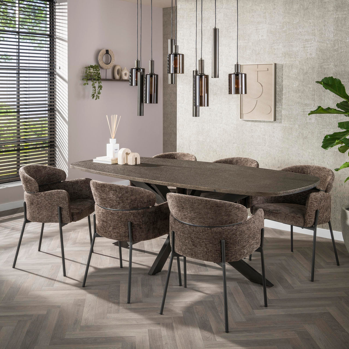 BRONVIK Esstisch dänisch oval 215 cm / Bronzefarbenes Liquid Metal