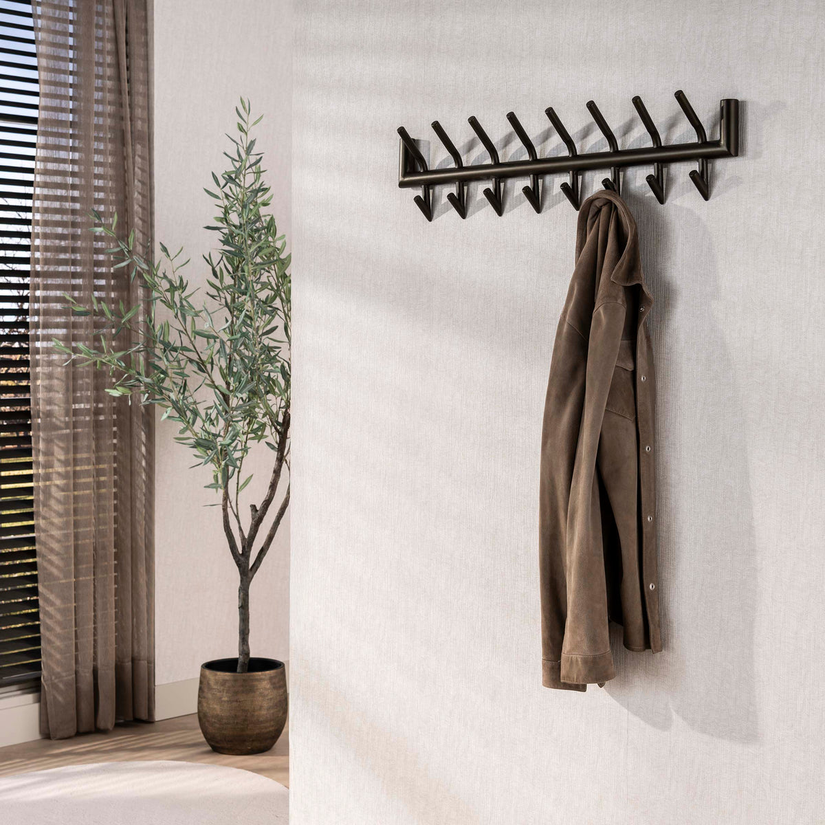 Garderobe Tubo 2x8 Haken / Matt dunkelgrau