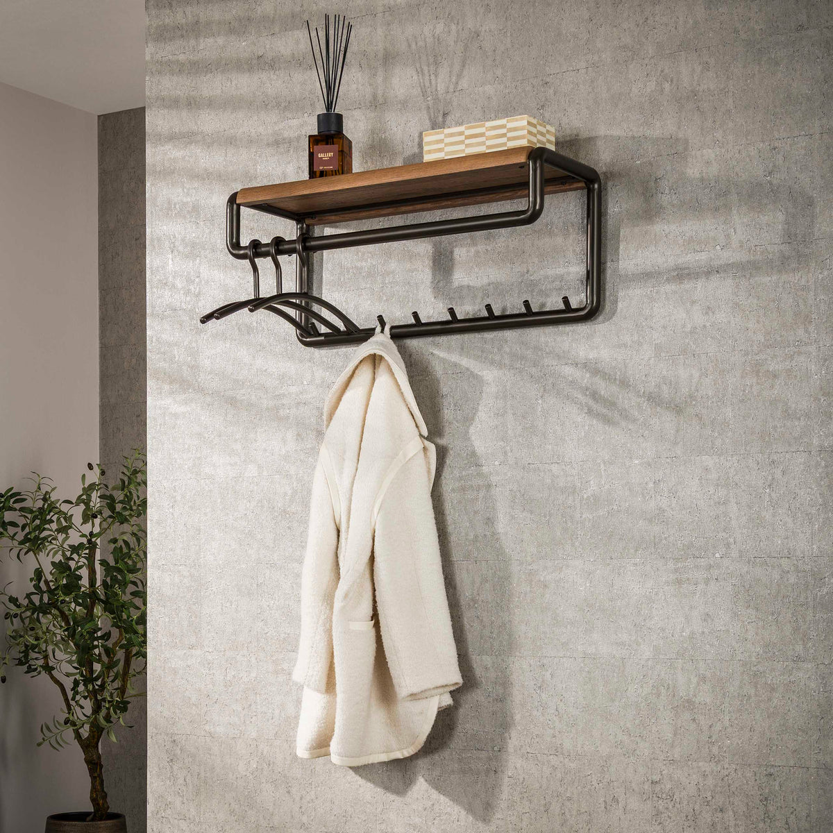 Garderobe Luno Kleiderstange und Hutablage 8 Haken / Drift brown