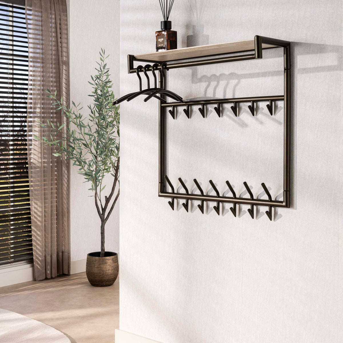 Garderobe Terra hoch Kleiderstange und Hutablage 3x7 Haken / Melamin Travertin
