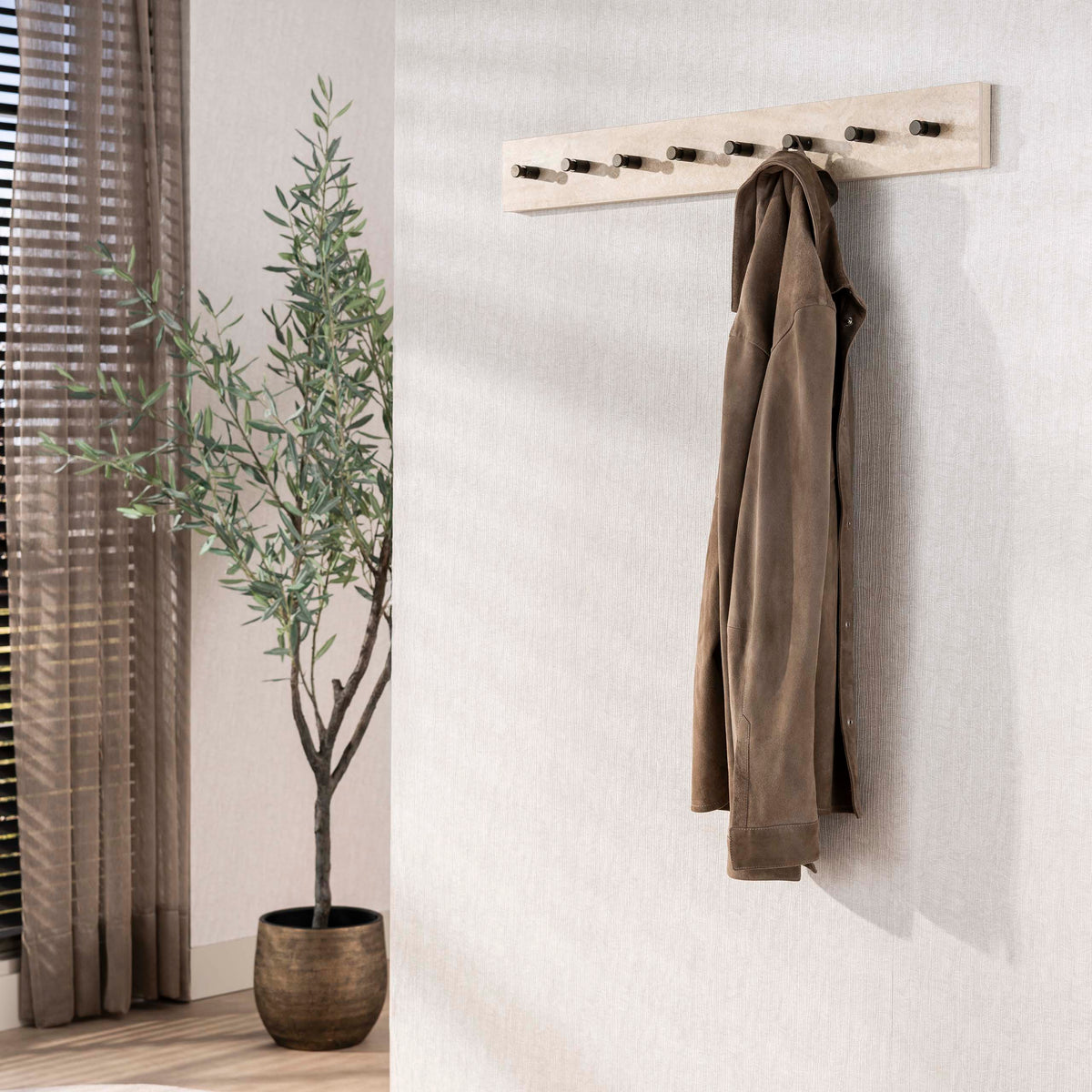 Garderobe Travino / Keramik travertin