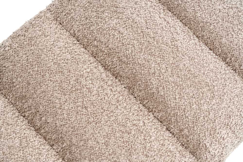 Design Sitzbank PETIT BEAUTÉ 110cm champagner greige Bouclé schwarzes Metallgestell