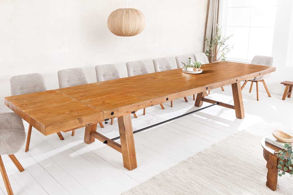 FINCA Massiver Esstisch 300-400cm vintage braun verlängerbar recyceltes Pinienholz