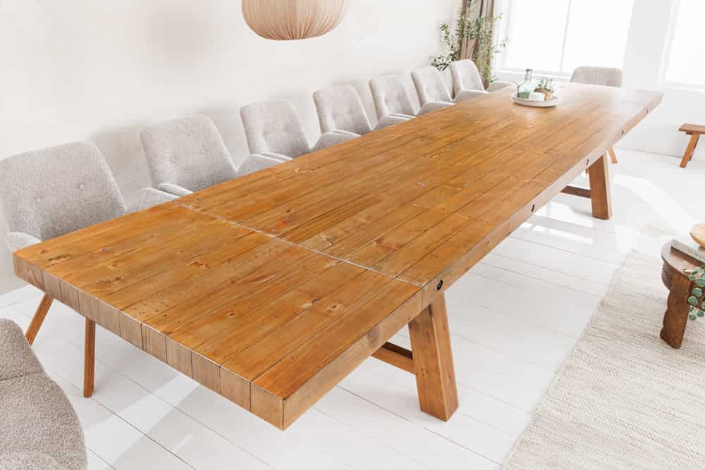 FINCA Massiver Esstisch 300-400cm vintage braun verlängerbar recyceltes Pinienholz