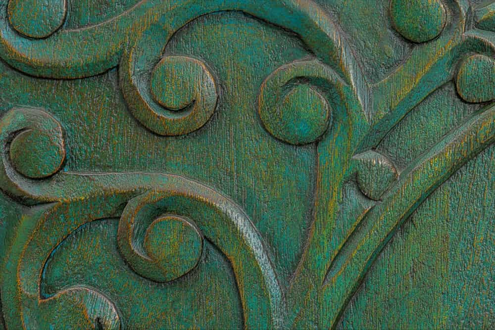 PEACOCK Massives Highboard 170cm grün Mangoholz Schnitzerei Pfauenmotiv