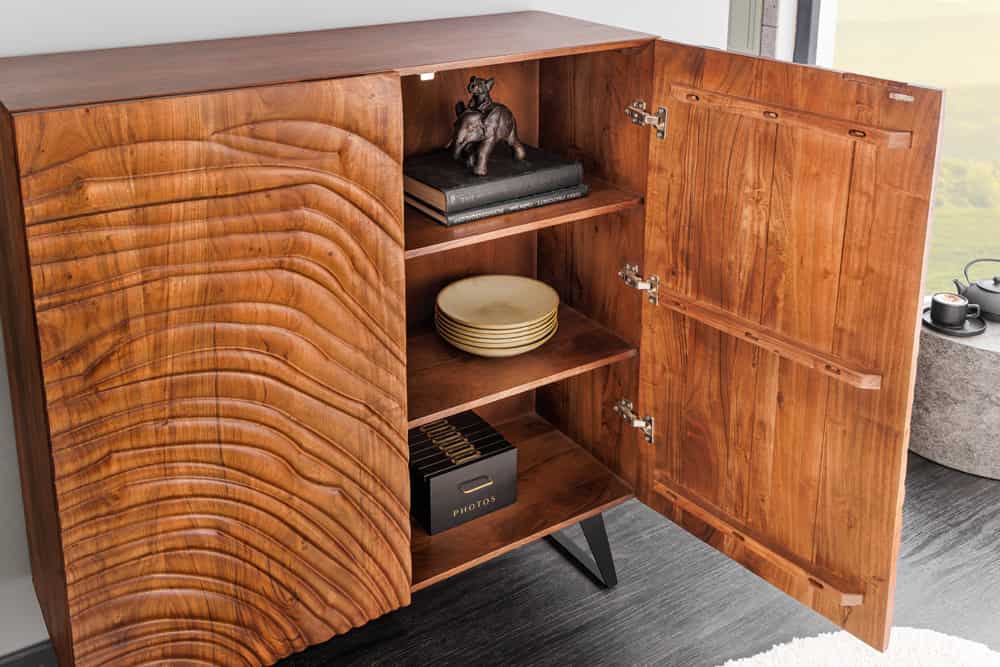 FLUID Massives Highboard 120cm walnuss-braun Akazienholz 3D-Design Kufengestell