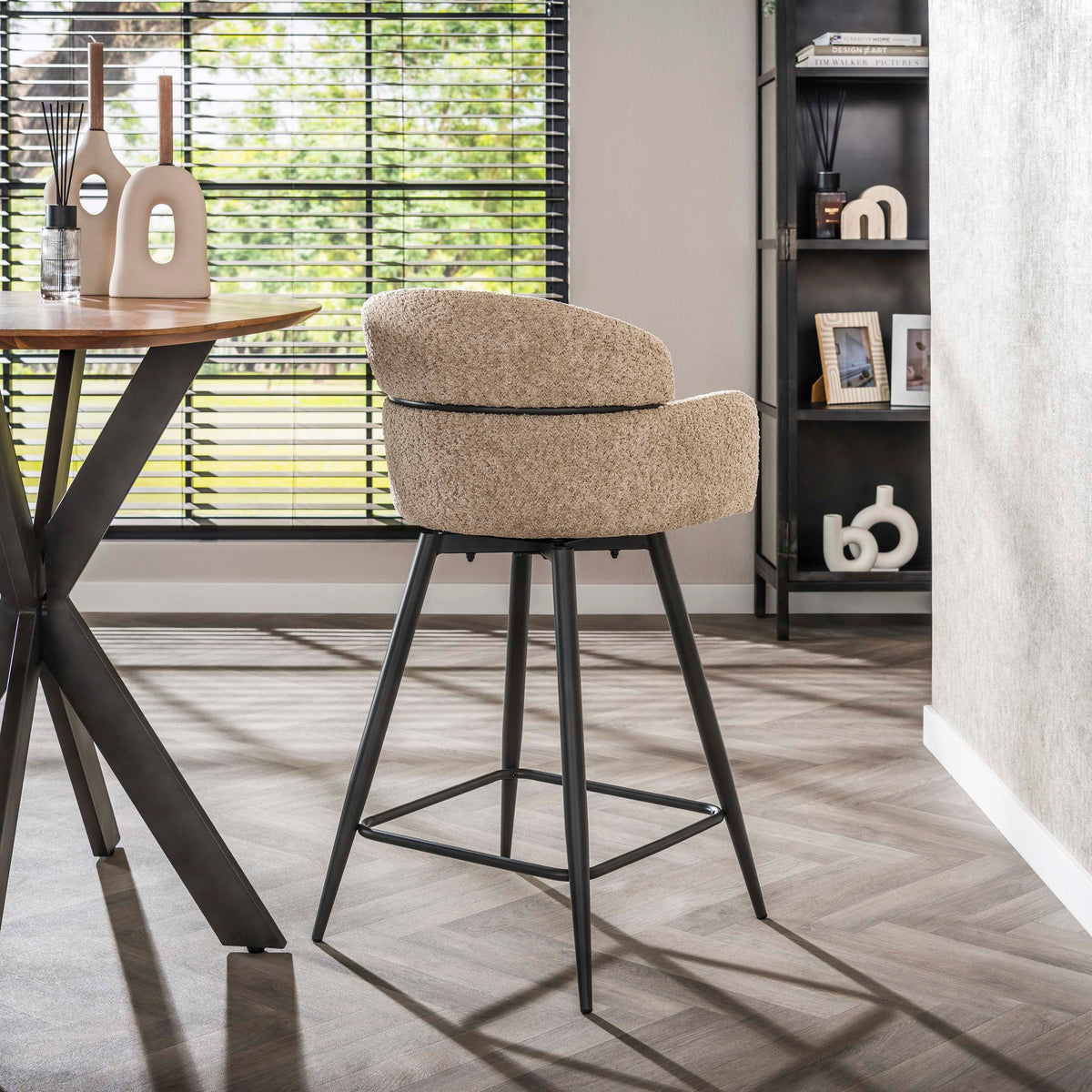 Barstuhl Curva drehbar 2er Set / Bouclé sand