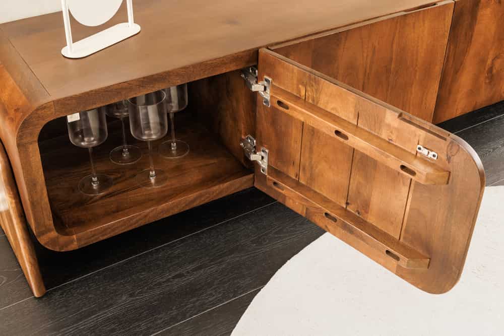 BRASIL Massives TV-Board 160cm braun Mangoholz drei Fächer Lowboard