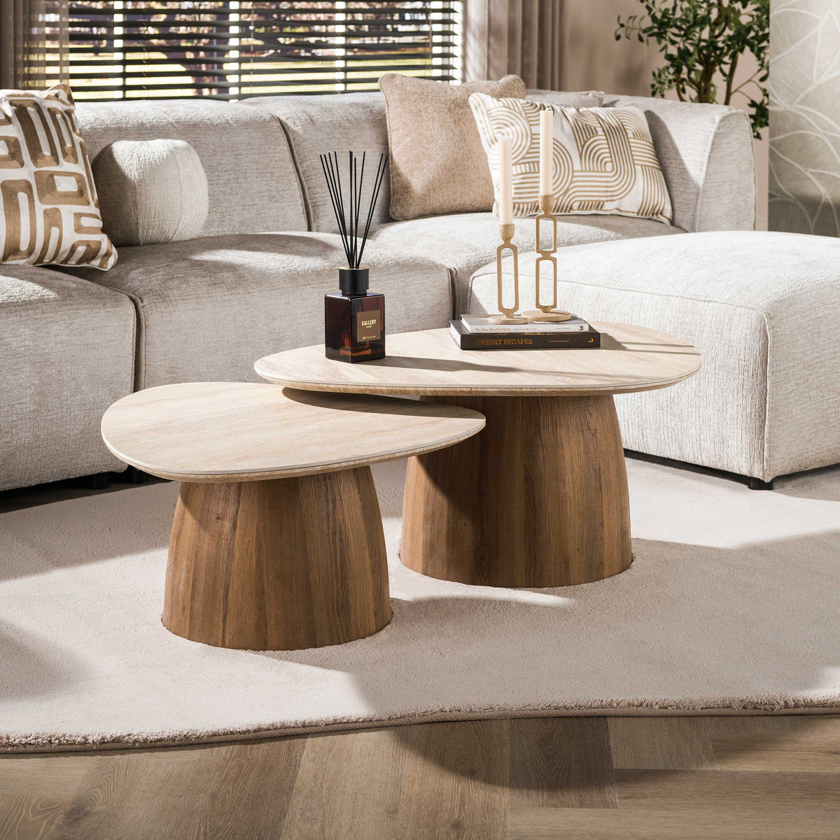 Couchtisch Romano dreieckig Set aus 2 / 3D Keramik travertin