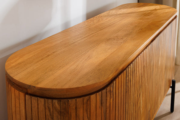 Massives Sideboard GATSBY 160cm natur Mangoholz schwarz Metall mit Lamellenfront