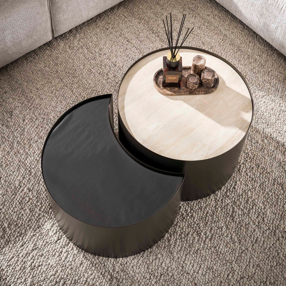 METAL Couchtisch half moon Set aus 2 / 3D Keramik travertin