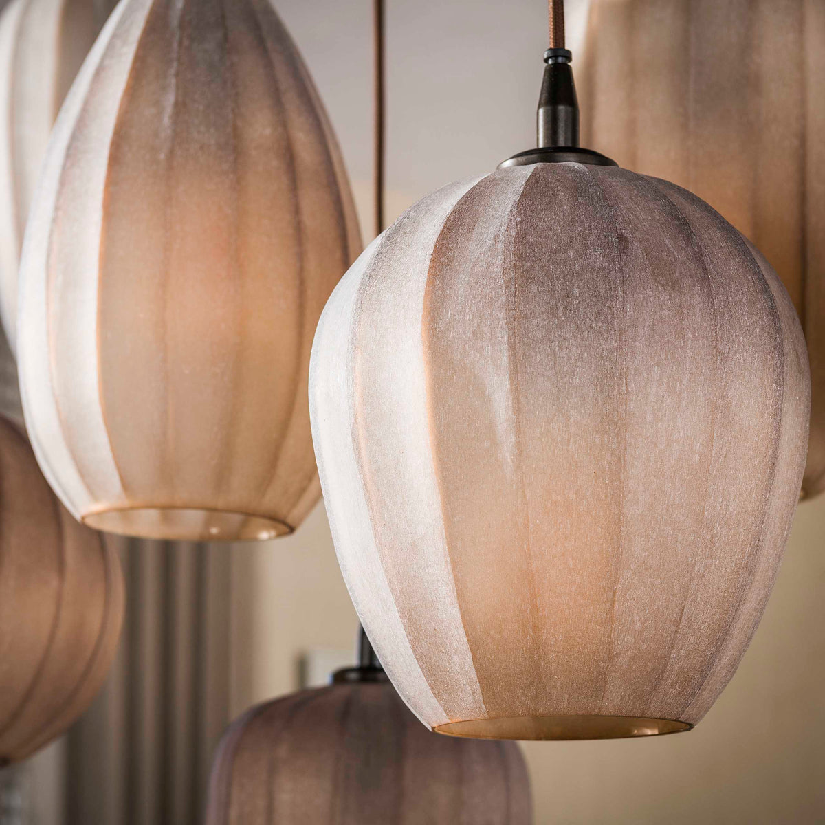 Pendelleuchte Altura 4+3-Fassungen / Sienna braun-frosted