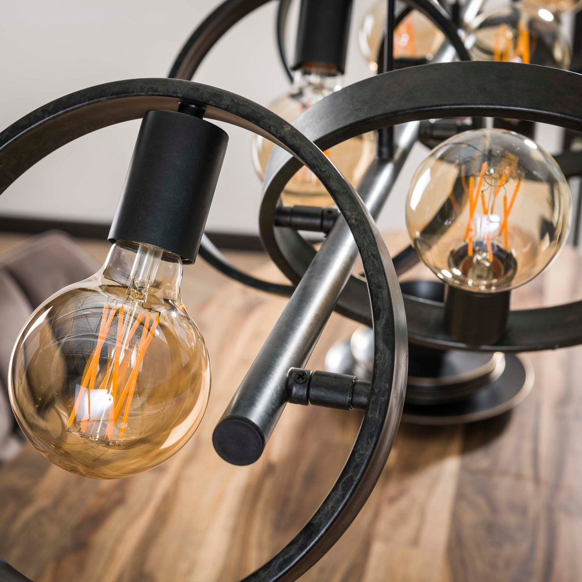 Pendelleuchte Hover Metallringe 6-Fassungen